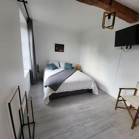 Διαμέρισμα 70m2 Les Duisans Boxes Chevaux En Sus *