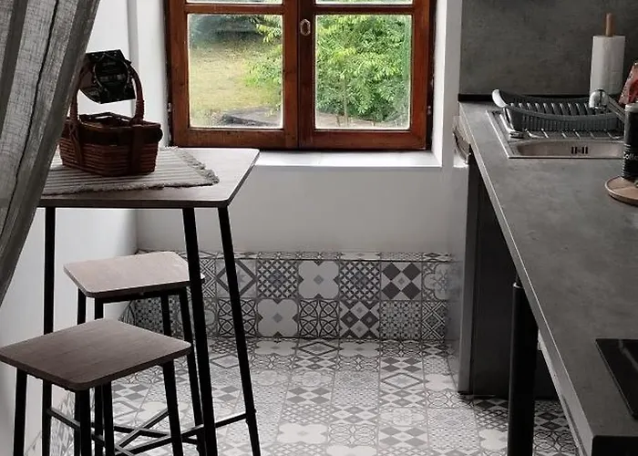 Apartamento 70m2 Les Duisans Boxes Chevaux En Sus *